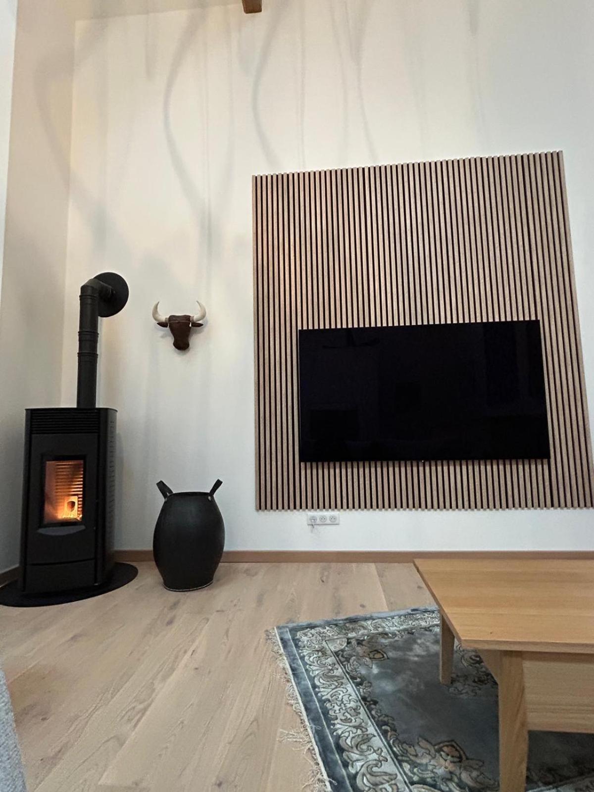 Studio Clos Des Renauds Charbonnieres  ภายนอก รูปภาพ